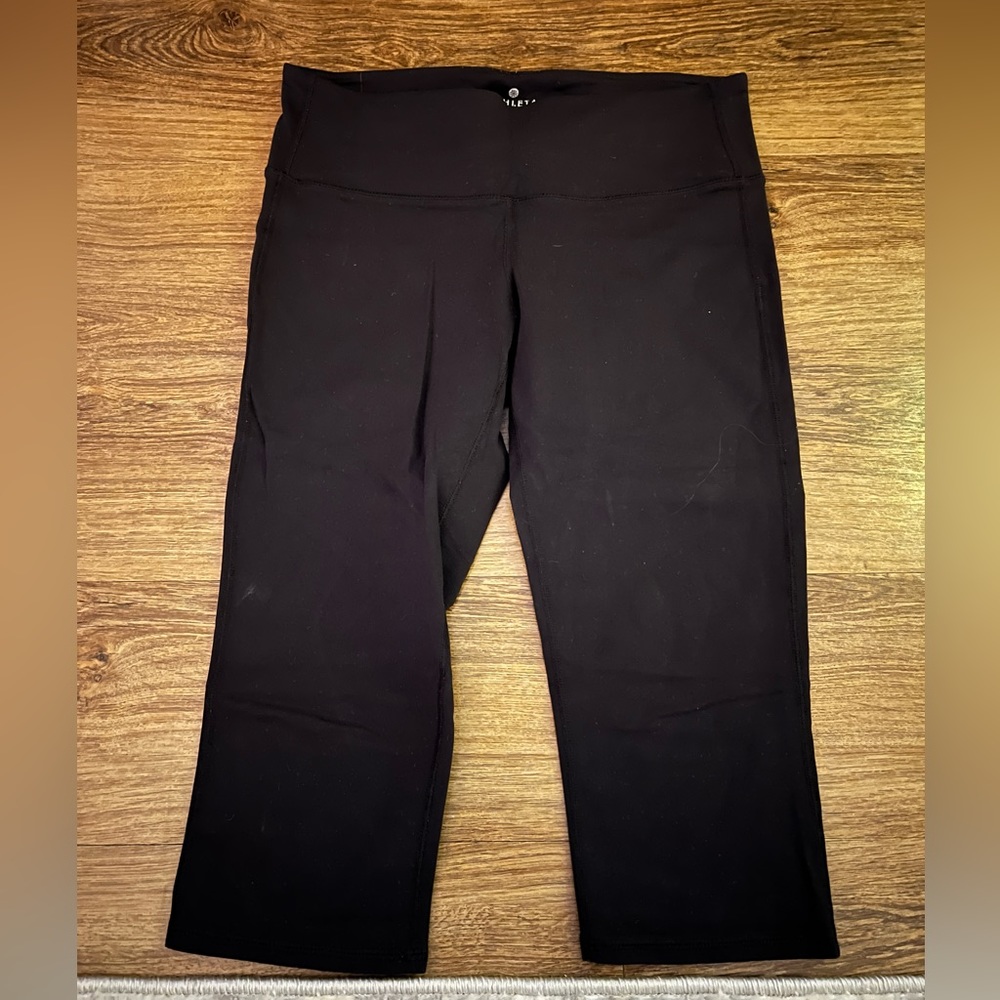 Athleta capris